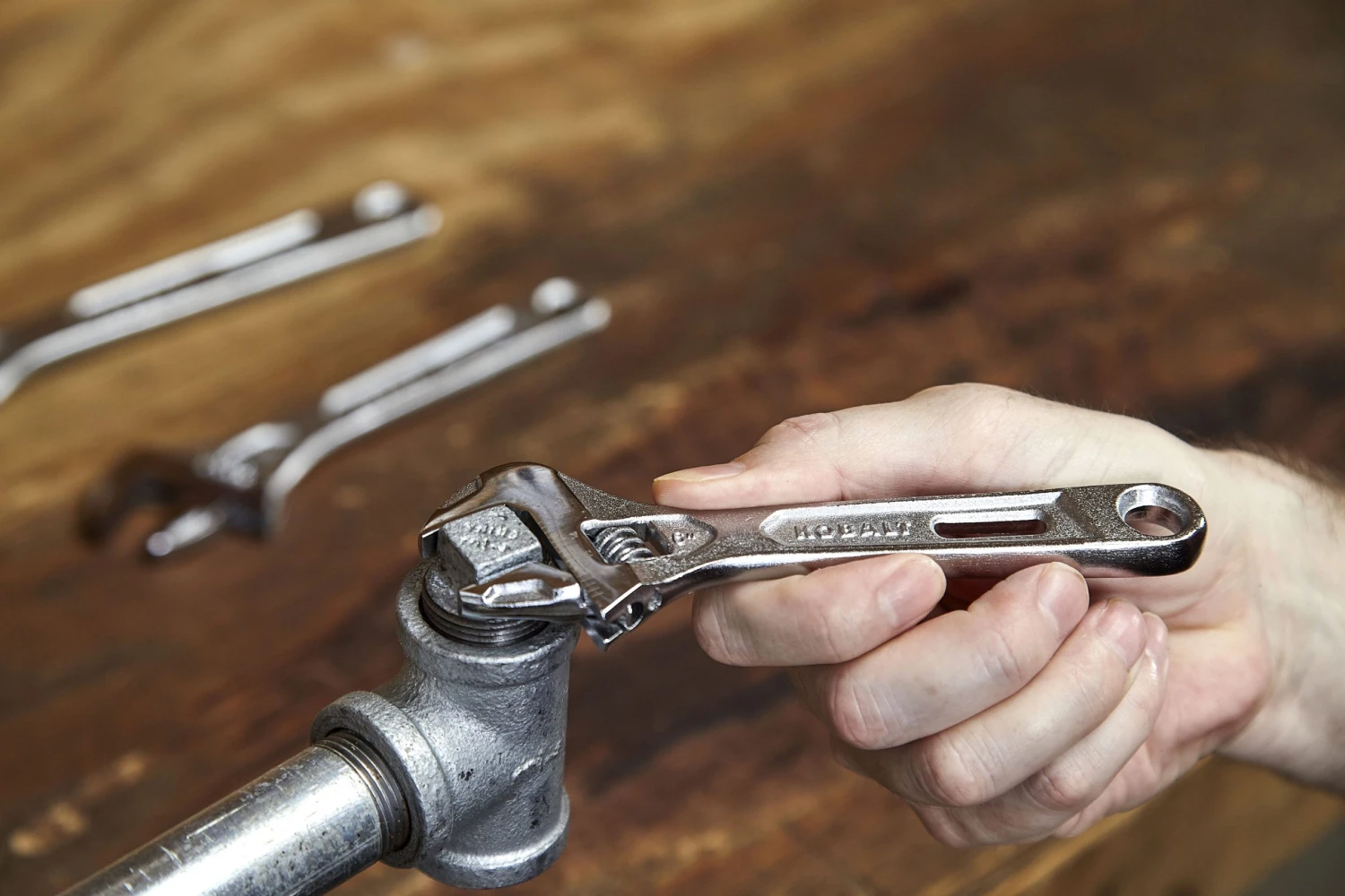 Kobalt Adjustable Wrenches 3-Piece Chrome Vanadium Steel Adjustable Wrench Set 3 Kobalt Adjustable Wrenches 3-Piece Chrome Vanadium Steel Adjustable Wrench Set - Image 3