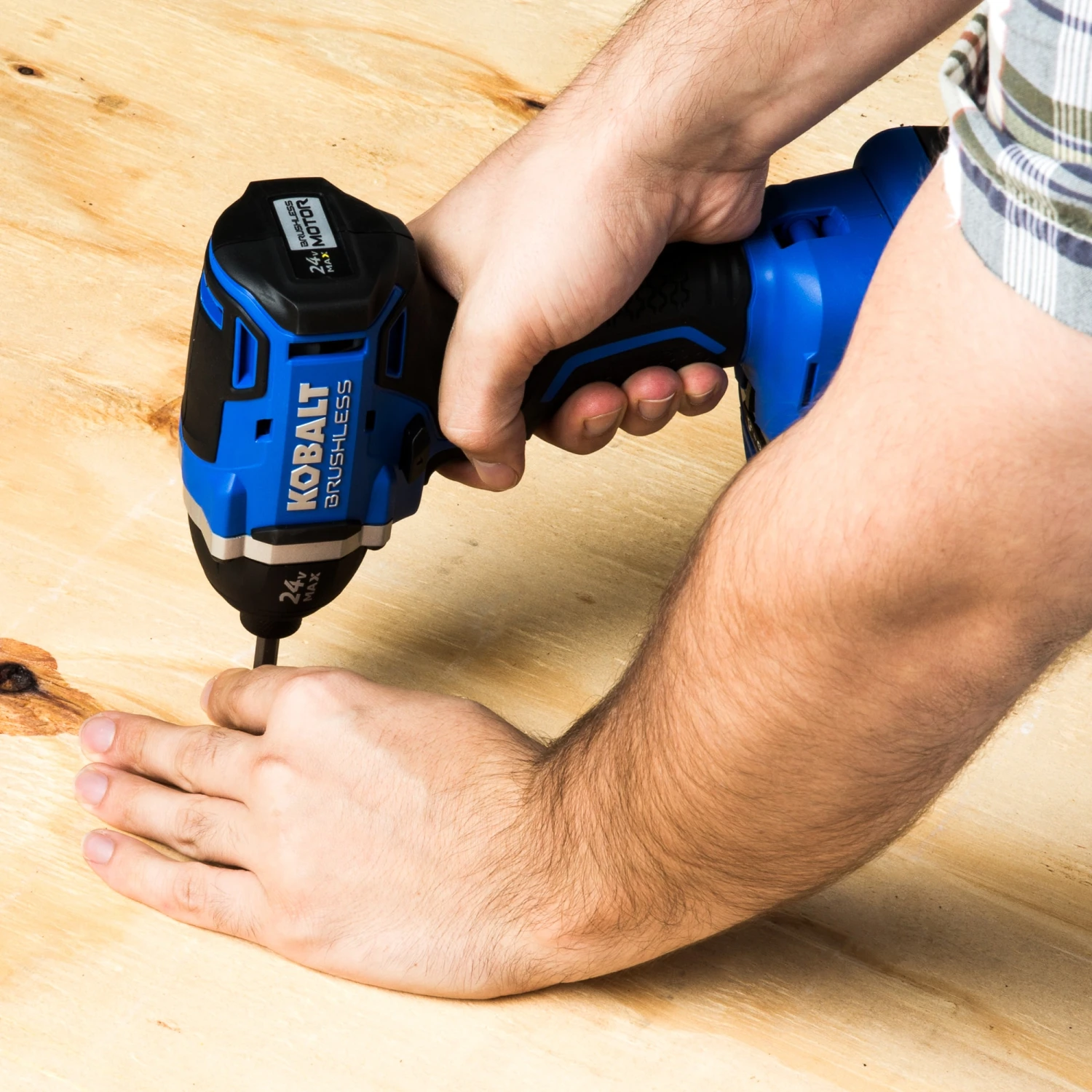 Kobalt Impact Wrenches Brushless 24-volt Max Variable Speed Brushless 3/8-in Drive Cordless Impact Wrench (Tool Only) 3 Kobalt Impact Wrenches Brushless 24-volt Max Variable Speed Brushless 3/8-in Drive Cordless Impact Wrench (Tool Only) - Image 3