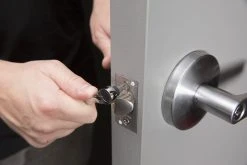 Kobalt Mechanics Tool Sets 35-Piece Standard (SAE) and Metric Combination Polished Chrome Mechanics Tool Set 16 Kobalt Mechanics Tool Sets 35-Piece Standard (SAE) and Metric Combination Polished Chrome Mechanics Tool Set -Daily Home Tools Hub 09860287