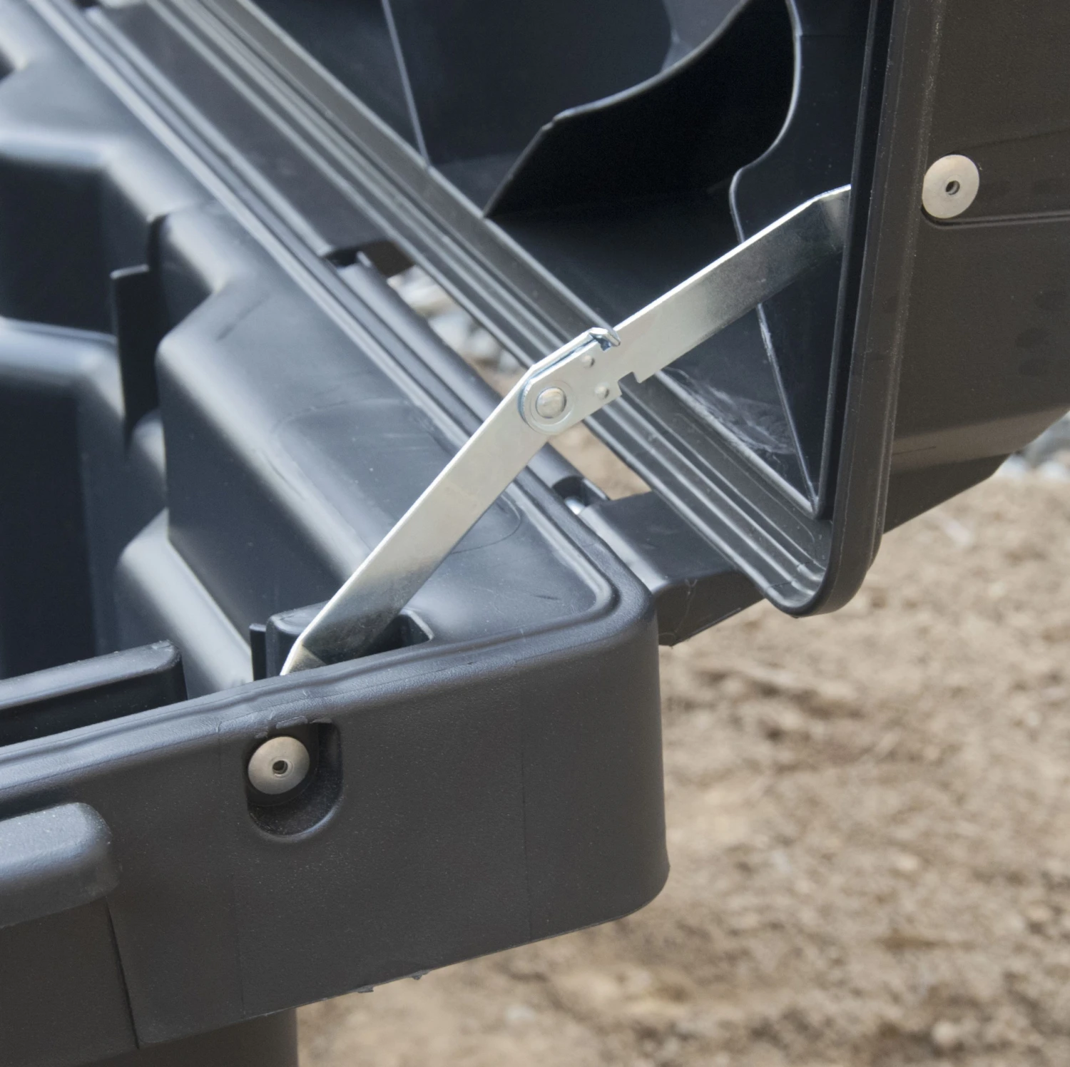 Kobalt Portable Tool Boxes 45-in Black Plastic Wheels Lockable Tool Box 5 Kobalt Portable Tool Boxes 45-in Black Plastic Wheels Lockable Tool Box - Image 5