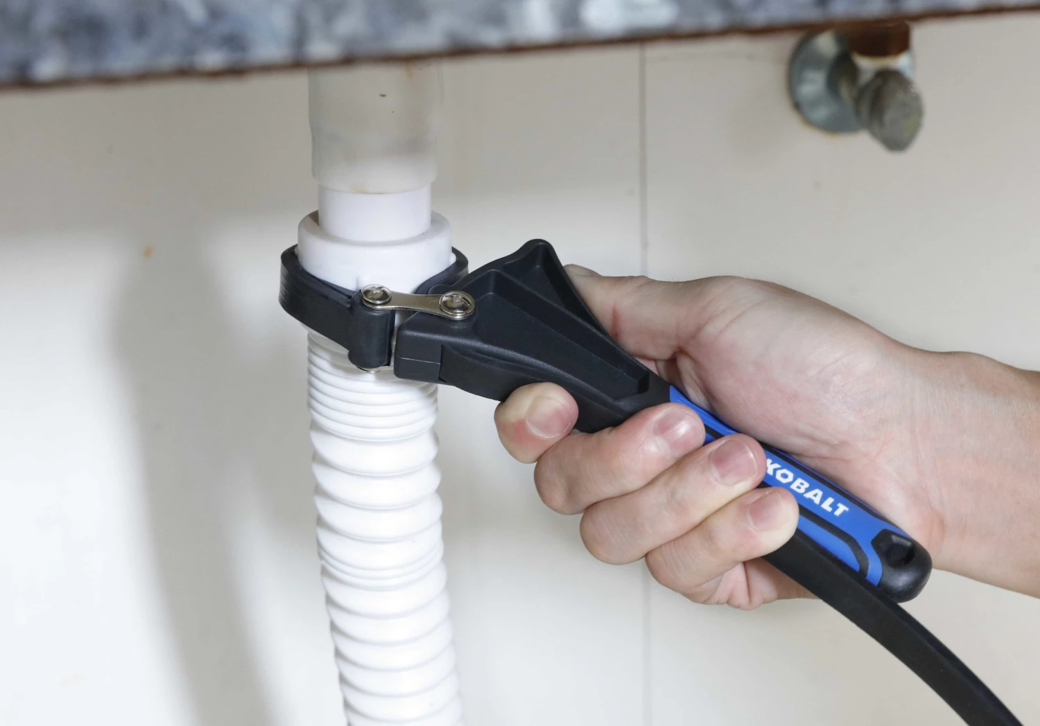 Kobalt Strap Wrenches 2-Piece Household Tool Set 5 Kobalt Strap Wrenches 2-Piece Household Tool Set - Image 5