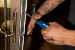 Kobalt Mechanics Tool Sets 154-Piece Standard (SAE) and Metric Combination Polished Chrome Mechanics Tool Set (1/4-in; 3/8-in) -Daily Home Tools Hub 42394150 scaled