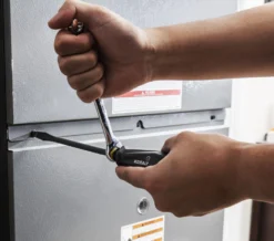 Kobalt Screwdrivers 6-Piece Tpr/Thermoplastic Rubber Handle Slottedhead and Phillips Screwdriver Set -Daily Home Tools Hub 44433194 scaled