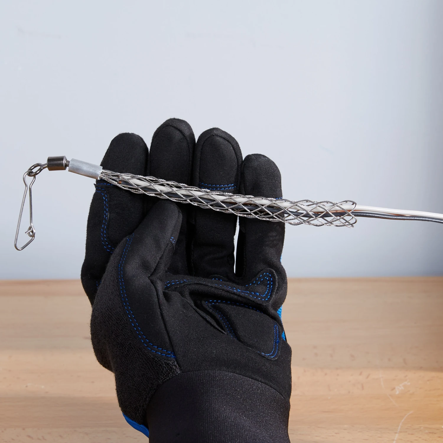 Kobalt Fish Tape & Poles 7.28-ft Steel Pulling Grip 3 Kobalt Fish Tape & Poles 7.28-ft Steel Pulling Grip - Image 3