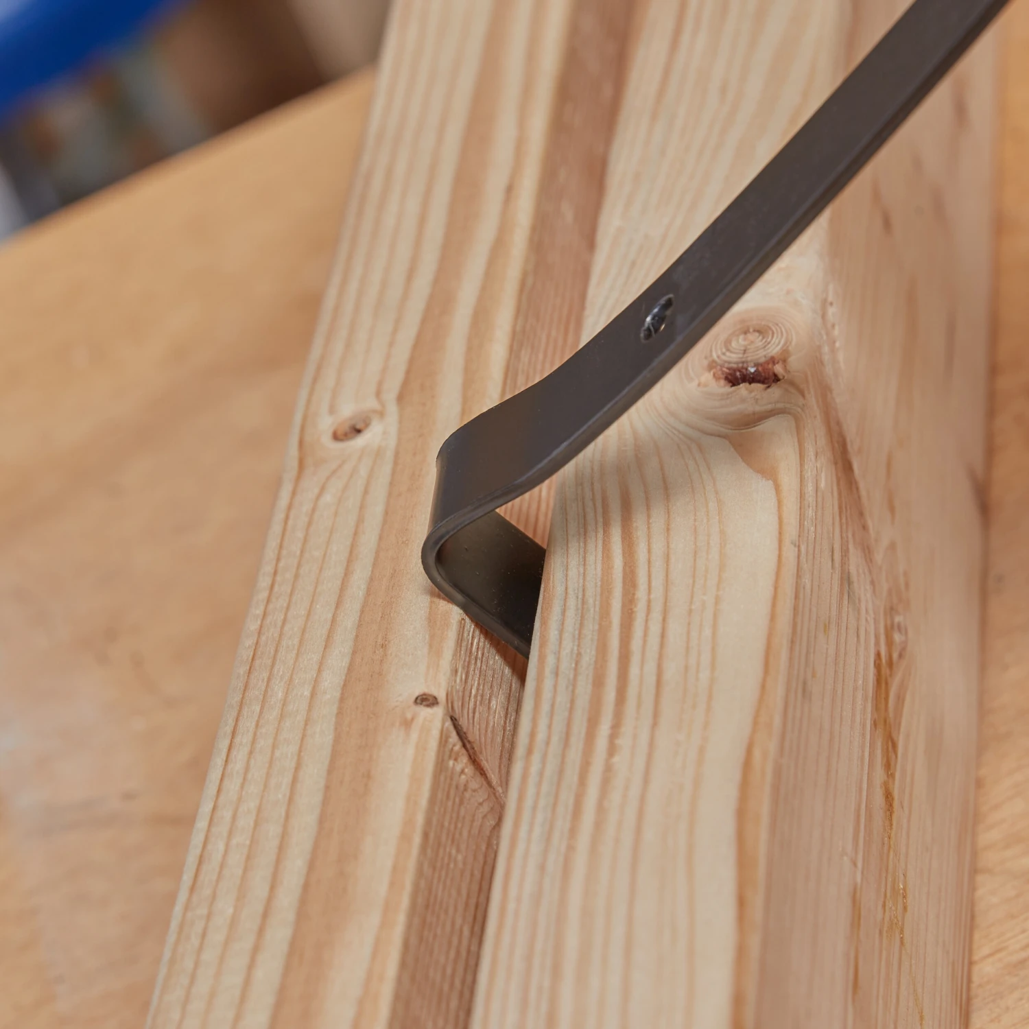 Kobalt Crowbars & Pry Bars Prybar 7-in High Carbon Steel Wrecking Bar 4 Kobalt Crowbars & Pry Bars Prybar 7-in High Carbon Steel Wrecking Bar - Image 4