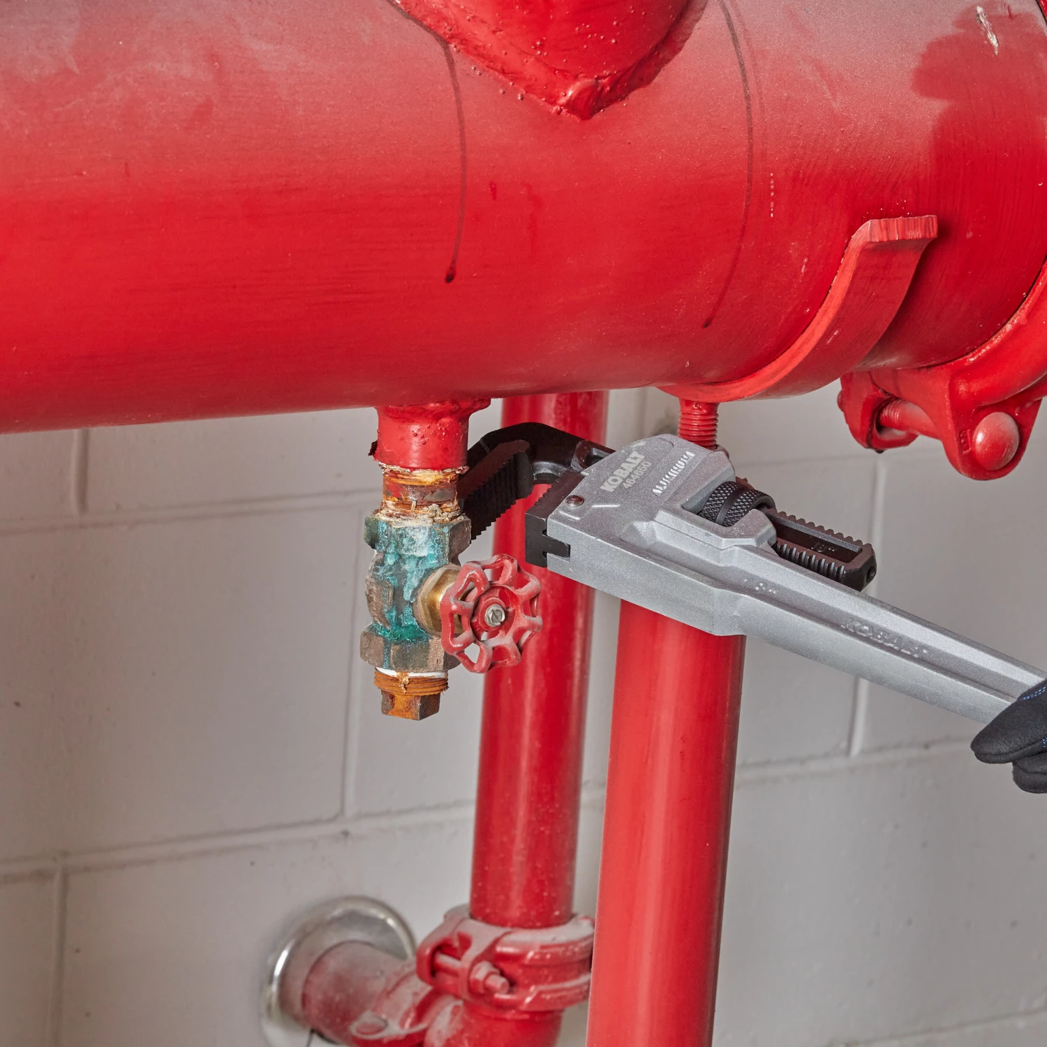 Kobalt Pipe Wrenches 18-in Aluminum Pipe Wrench 5 Kobalt Pipe Wrenches 18-in Aluminum Pipe Wrench - Image 5