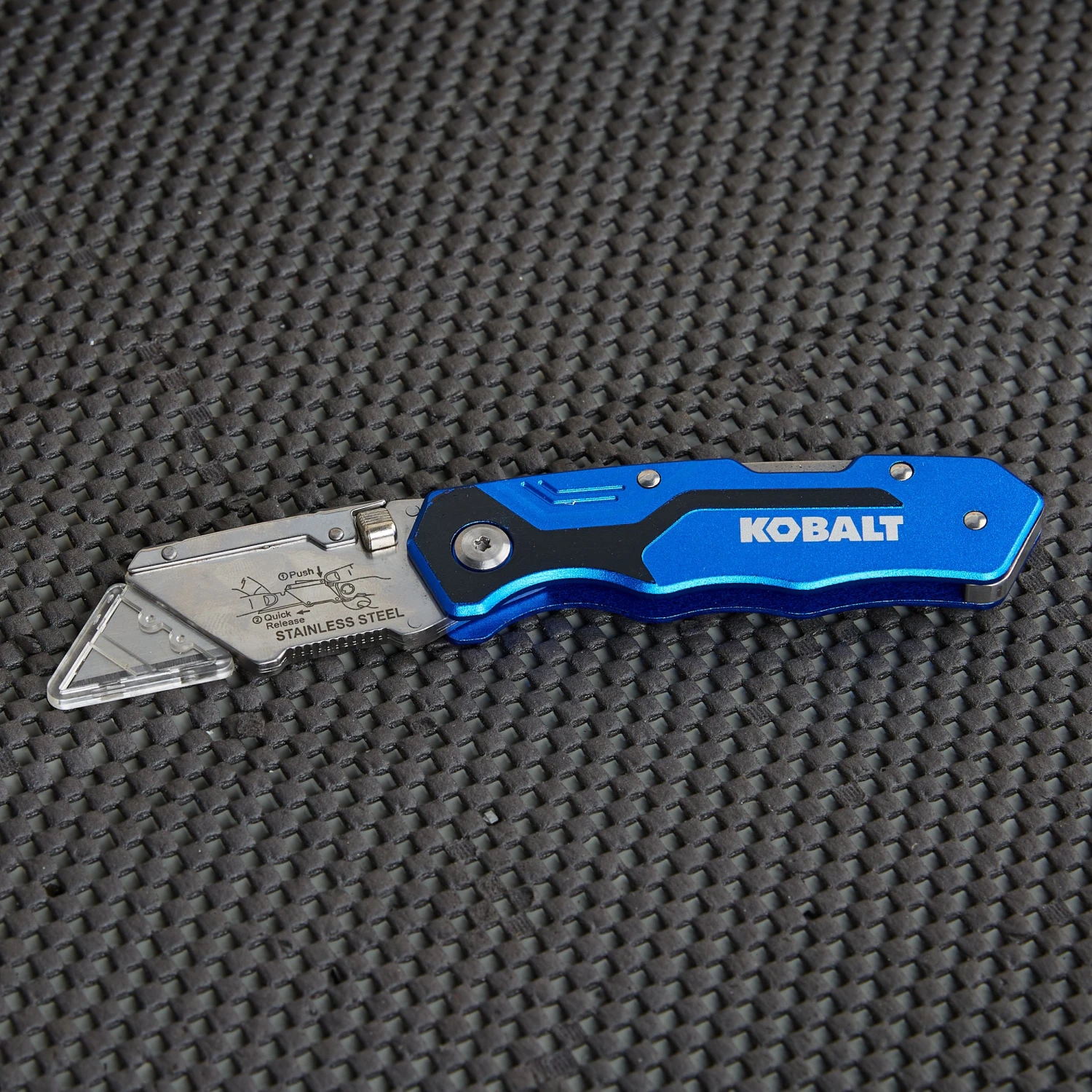 Kobalt Utility Knives 18mm 3-Blade Folding Utility Knife 4 Kobalt Utility Knives 18mm 3-Blade Folding Utility Knife - Image 4
